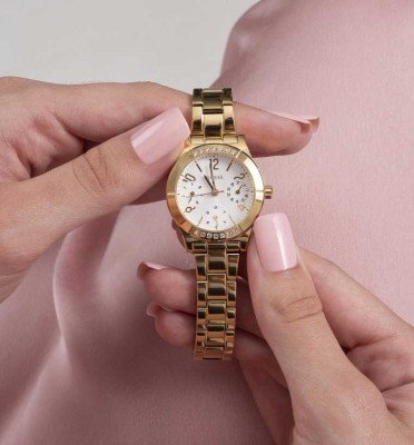 Guess GW0413L2